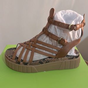 NWOT Sam Edelman Geana sandals